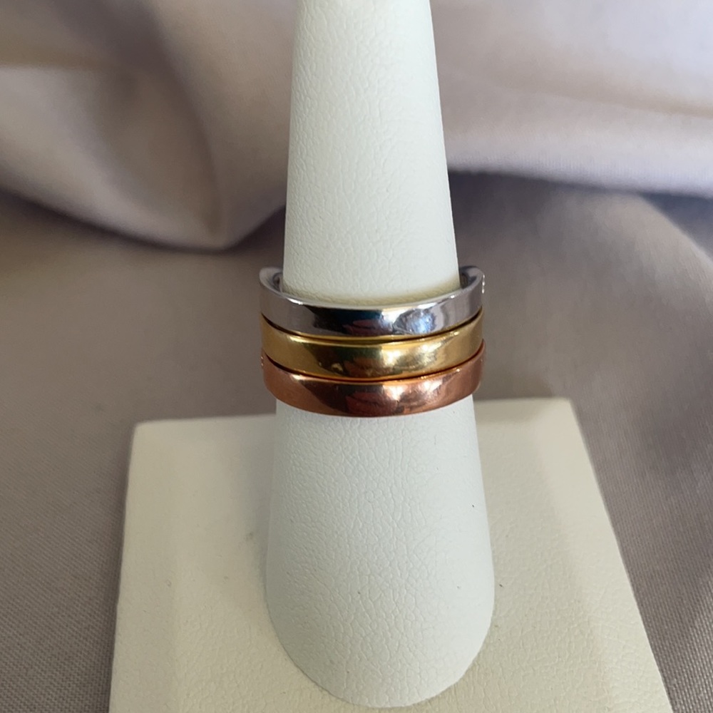 Wishbone Diamond Stackable Rings - Picture 4 of 6